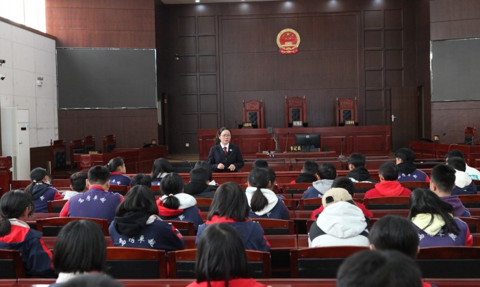 深入开展宪法宣传周活动,以宪法精神凝心聚力5.jpg